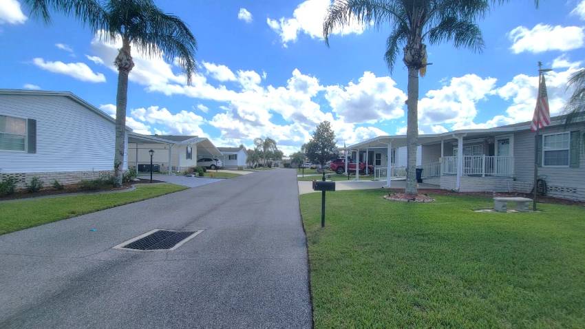 519 Leyland Cypress Way a Winter Haven, FL Mobile or Manufactured Home for Sale